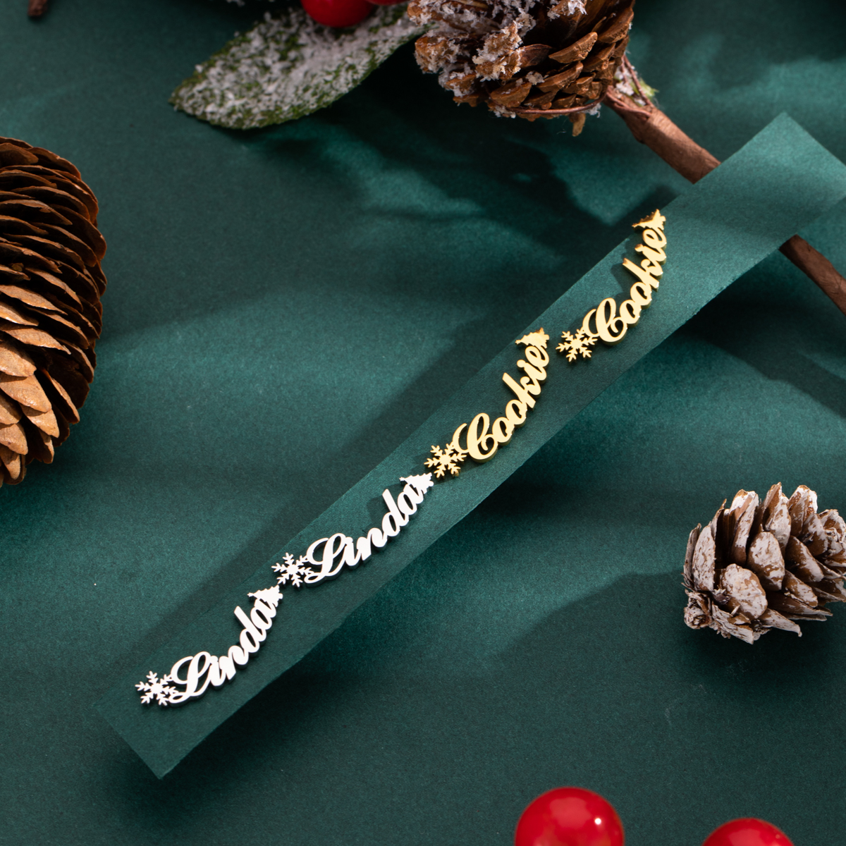 Custom Jewelry Set Name Necklace and Earrings with Snowflakes and Christmas trees