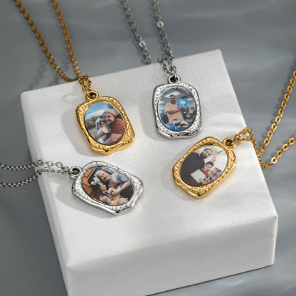 Personalized Photo Printed Retro Frame Pendant Necklace