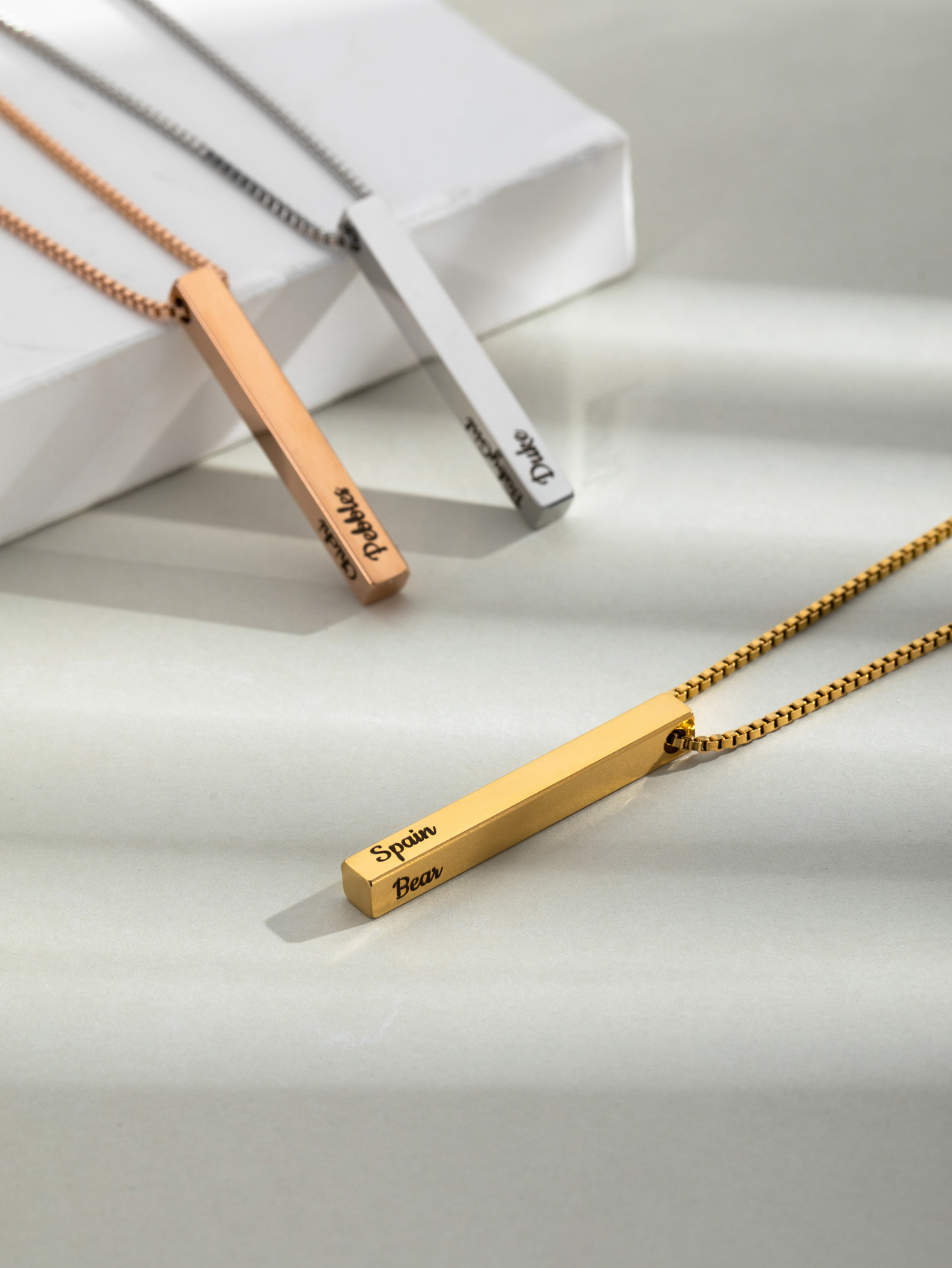 [Copy]Custom Necklace with Cuboid Pendants Engraved with Text on Four Sides