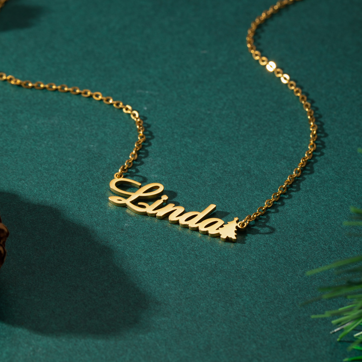 Custom Name Necklaces with Christmas Tree haped
