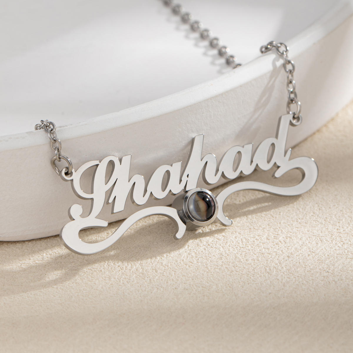 [Copy]Custom Necklace with Name & Photo on Heart-shaped Projection Stone