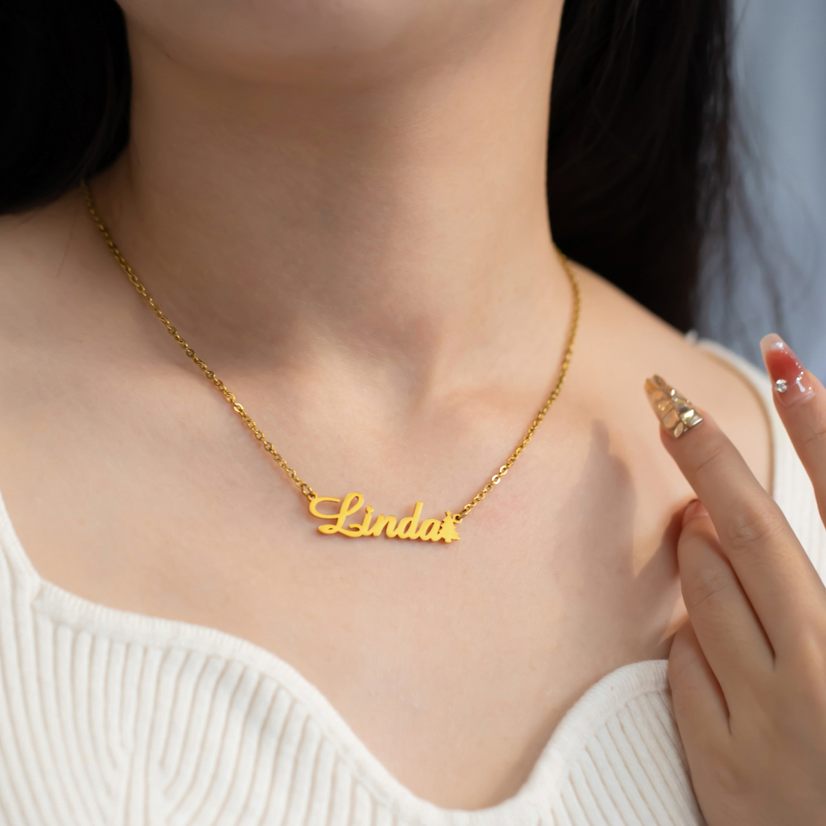 Custom Name Necklaces with Christmas Tree haped
