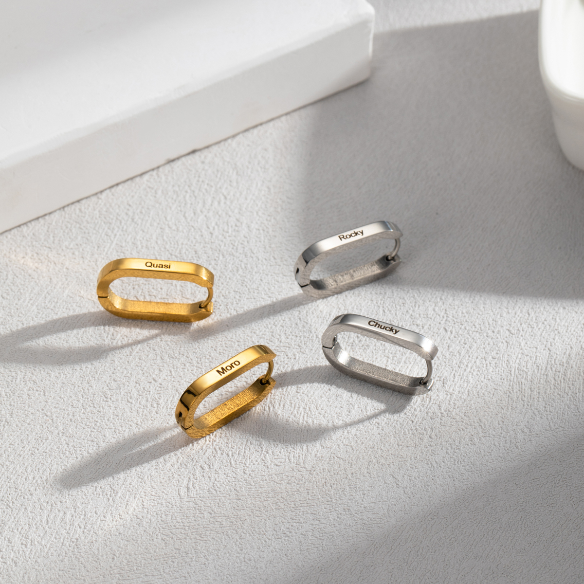 Square-Round Earrings Engraved With Names