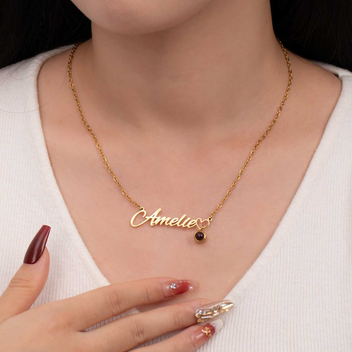 Custom Necklace with Name & Photo on Heart-shaped Projection Stone