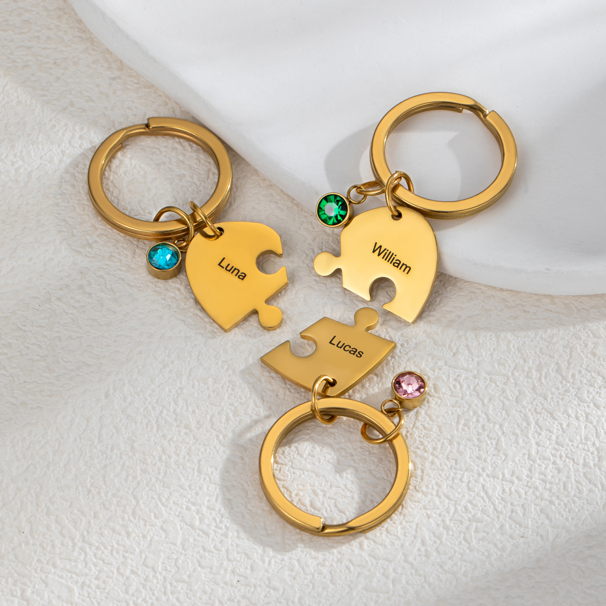 Customized Name Heart Shape Jigsaw Keychains With Birthstone