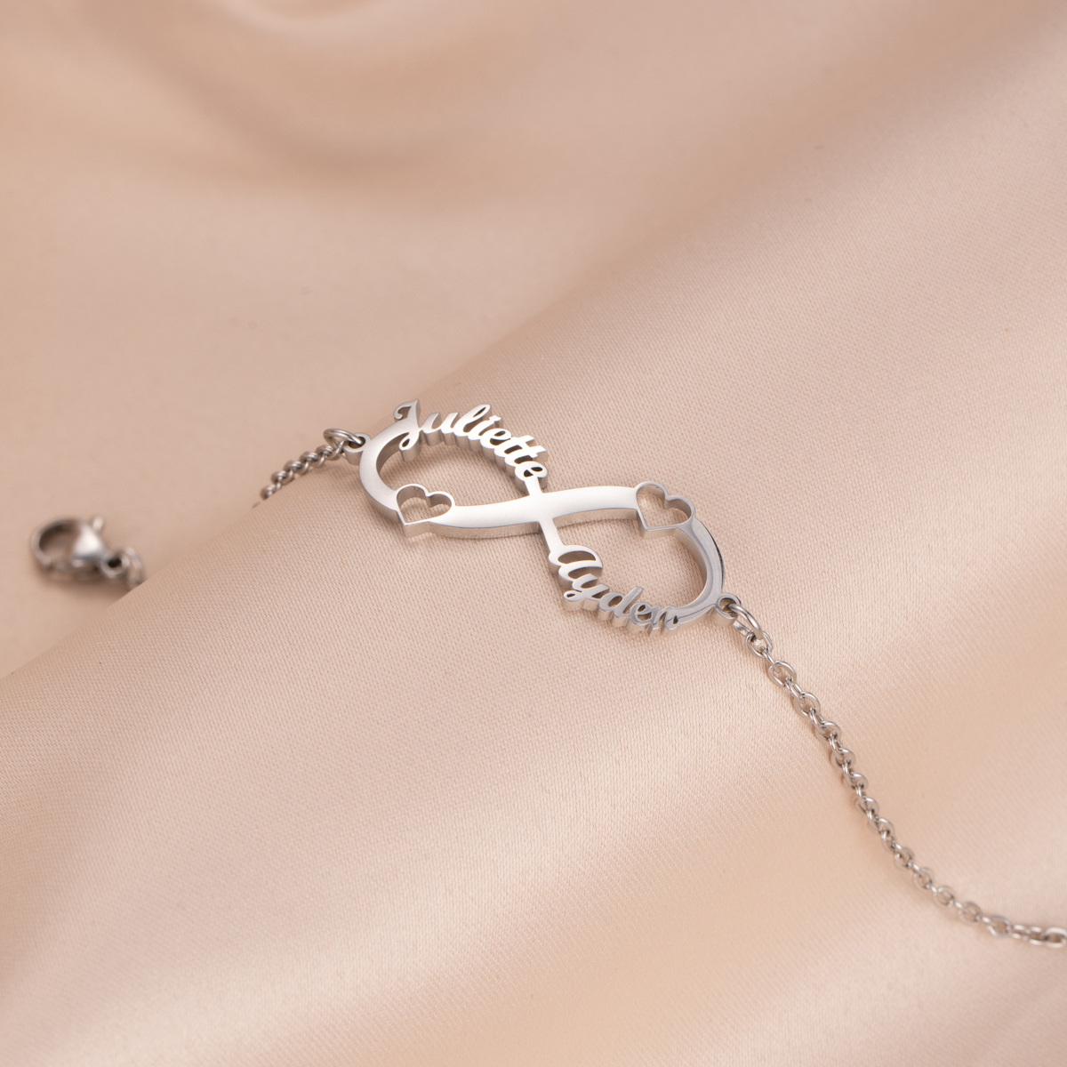 Custom Infinite Loop Bracelet Chain Style with Names-Spefeel