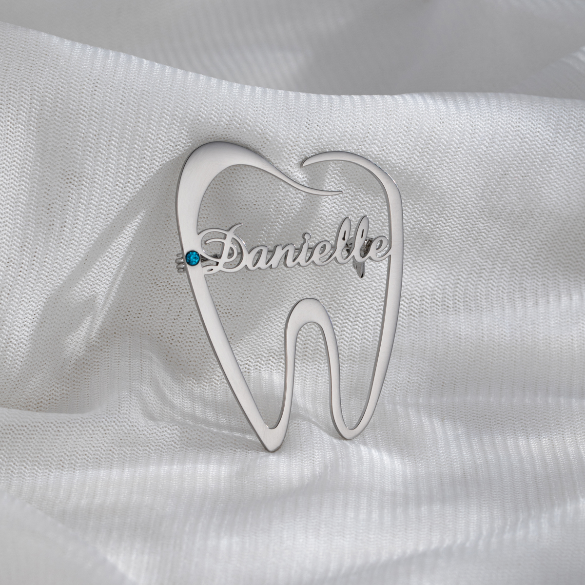 Tooth Shape Customized Name Brooch With Birthstone
