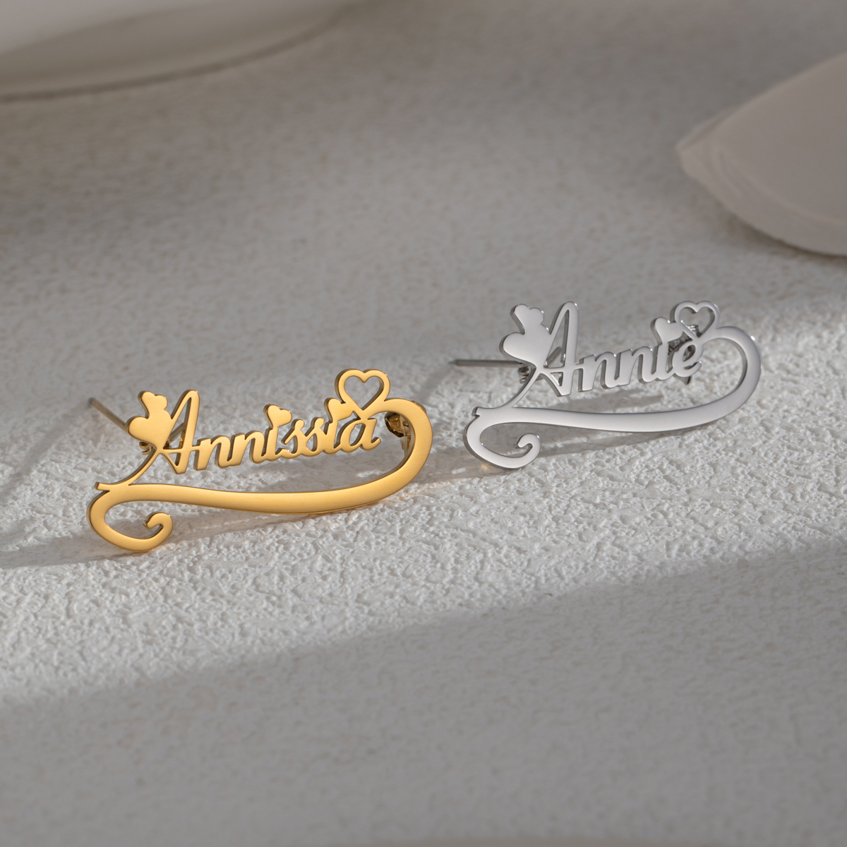 Personalized Custom Name Artistic Ribbon Brooch