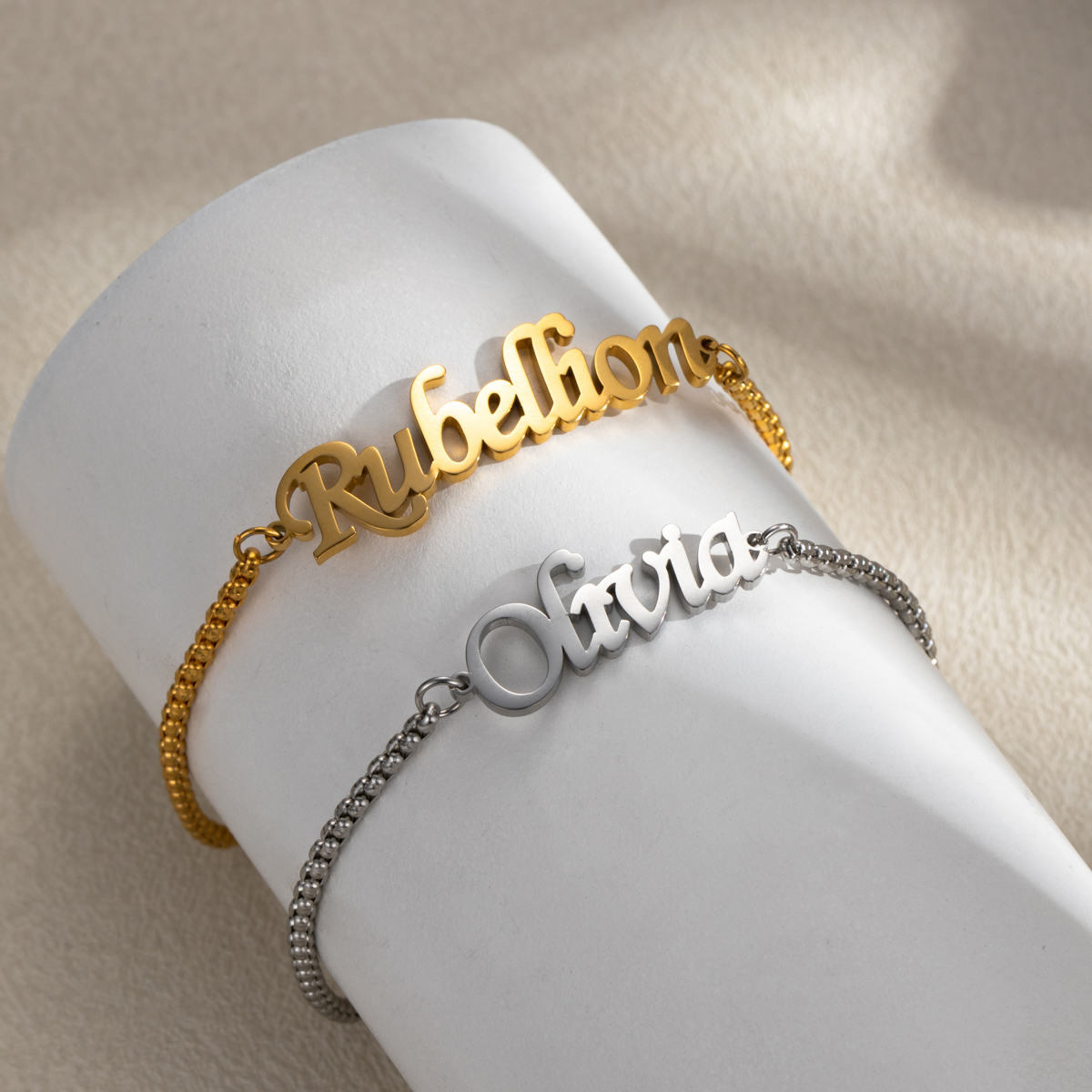 Costom Infinite Loop Bracelet Chain Style with Names