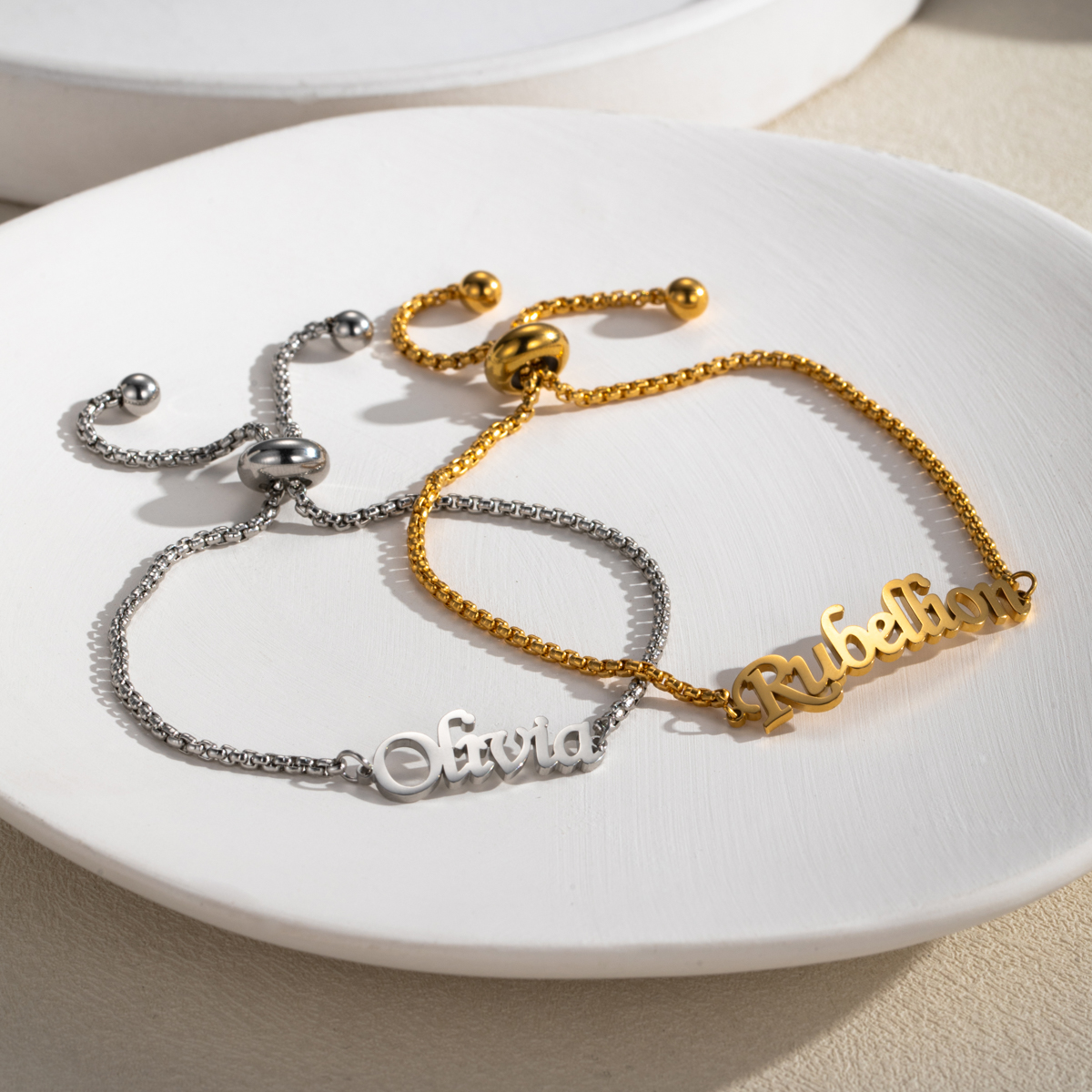 Costom Infinite Loop Bracelet Chain Style with Names