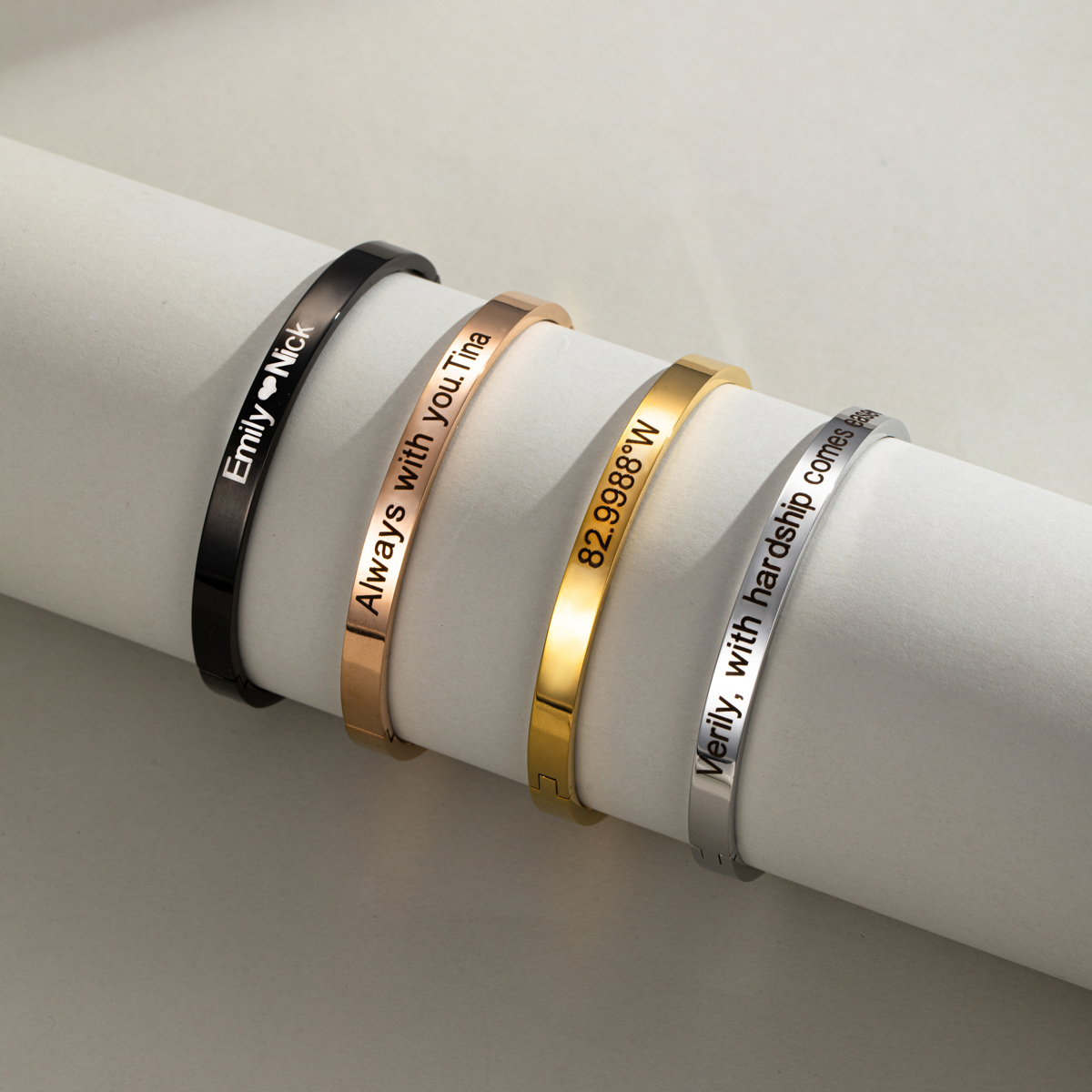 [Copy]Thin Version Engraved Bracelet For Expressing Love 