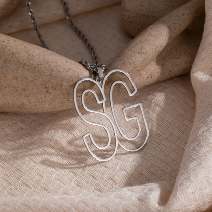 Customized Necklace with Simple Double-Letter Hollow Design 