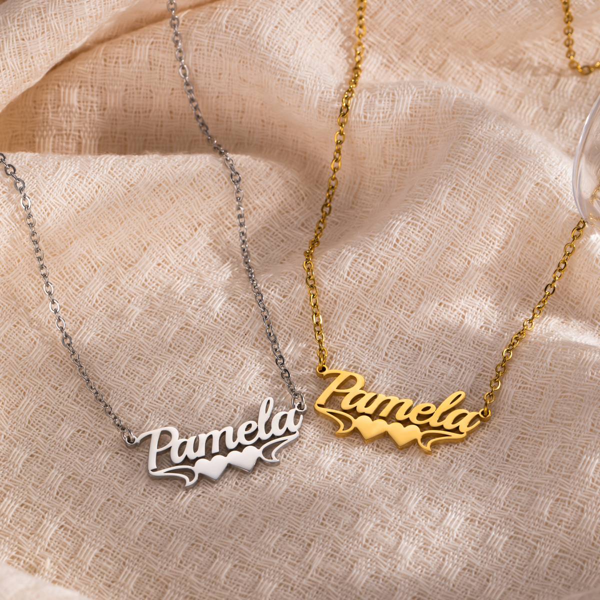 [Copy]Exquisite Sand-Pressed Style Customized Name Necklace