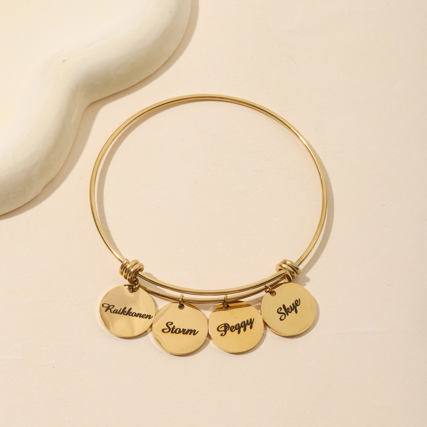 Classic Custom Name Bracelet with Disc Shape