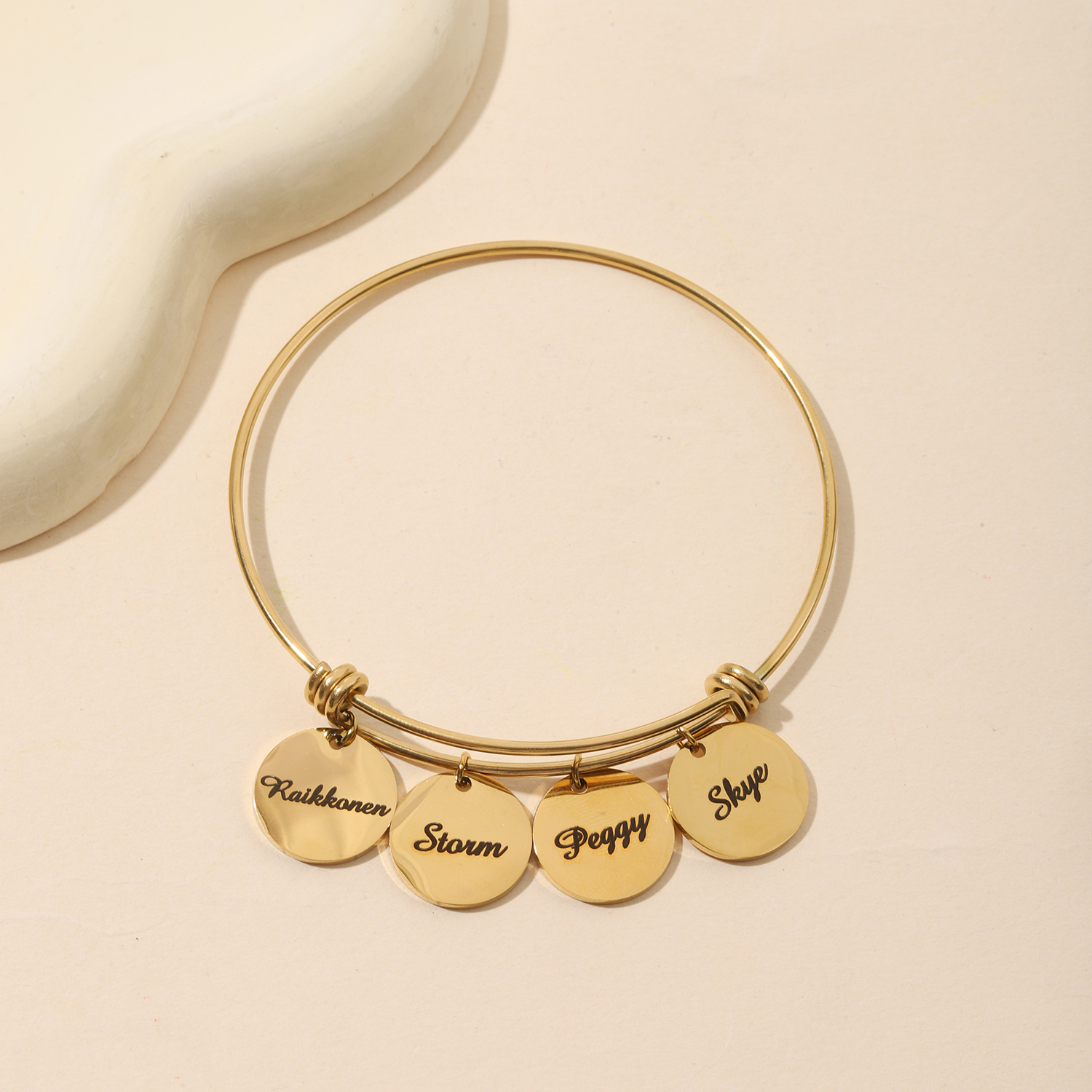 Classic Custom Name Bracelet with Disc Shape