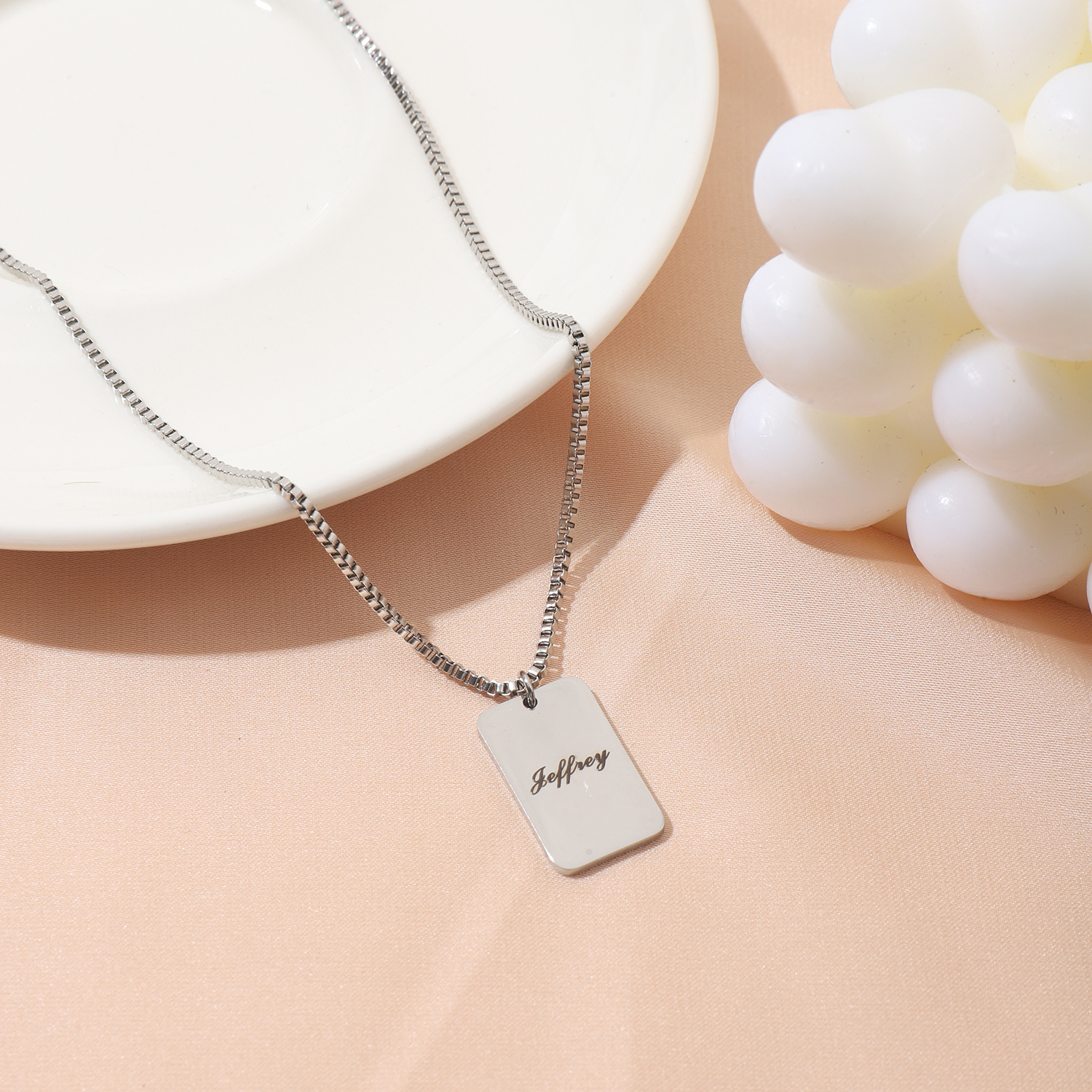 Custom Square-designed Necklace with Engraved Names or Phrases