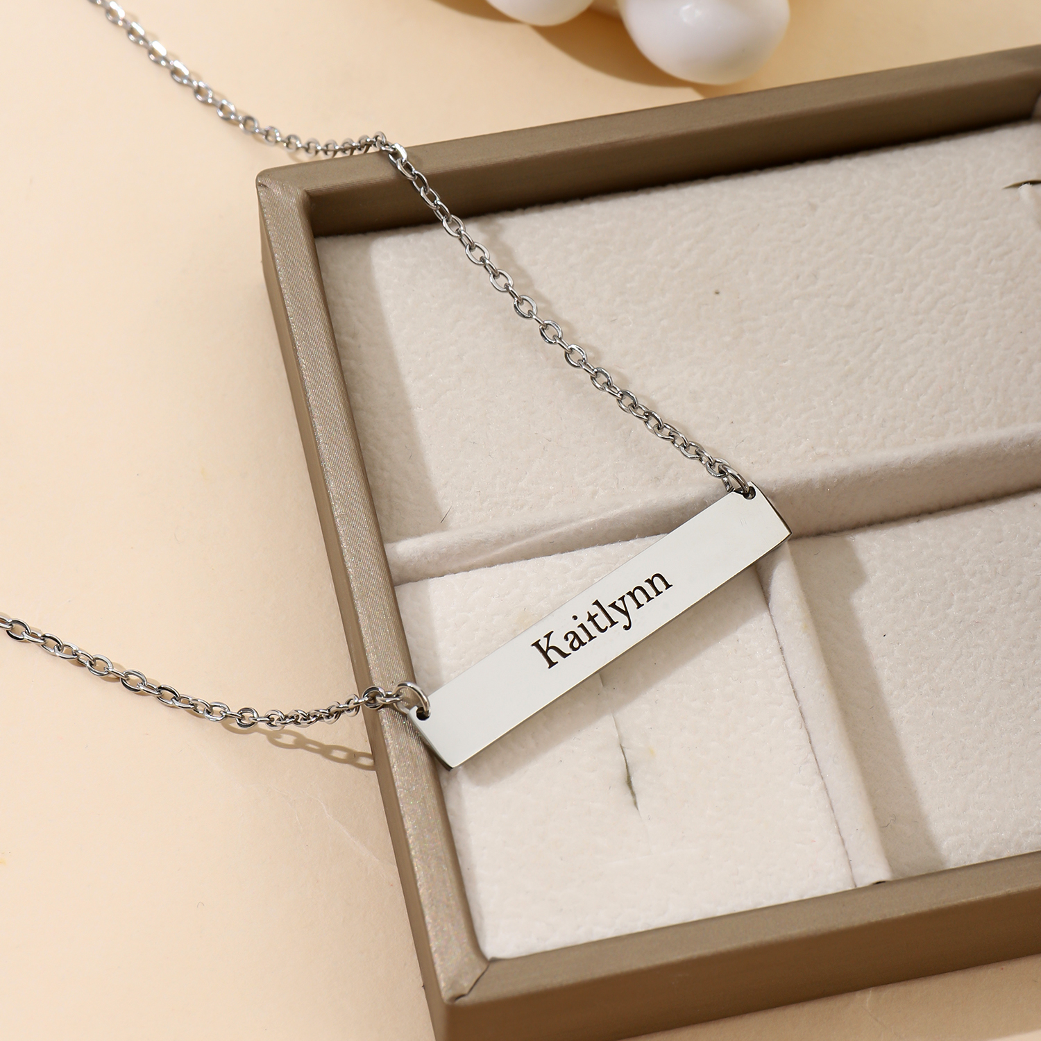 Design-style Custom Name Necklace in Long Strip Shape