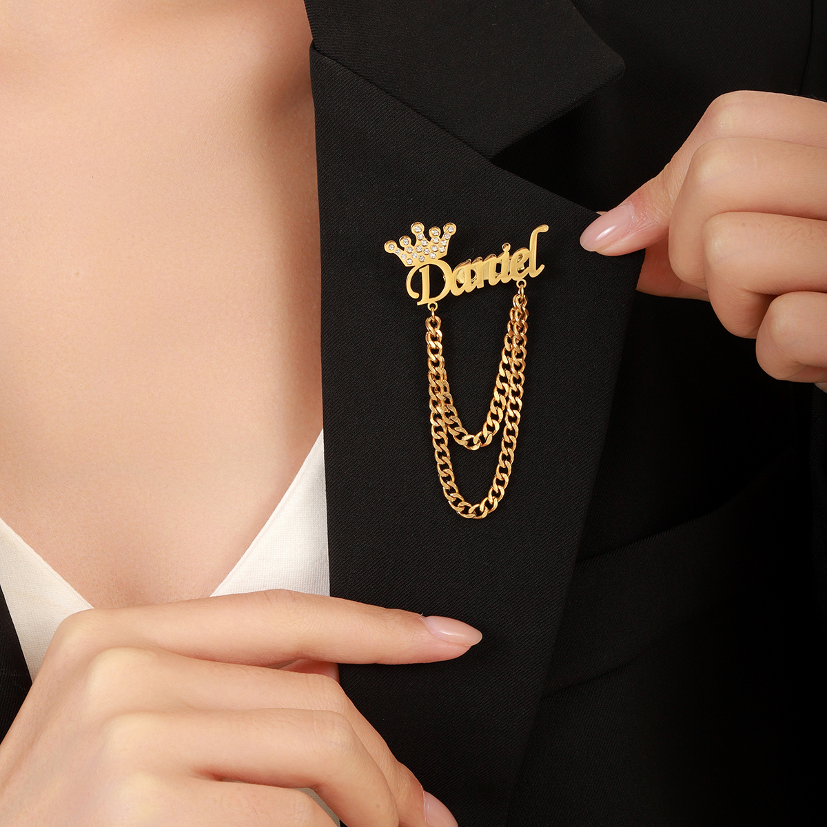 Gorgeous Crown Pendant Chain Customized Name Brooches