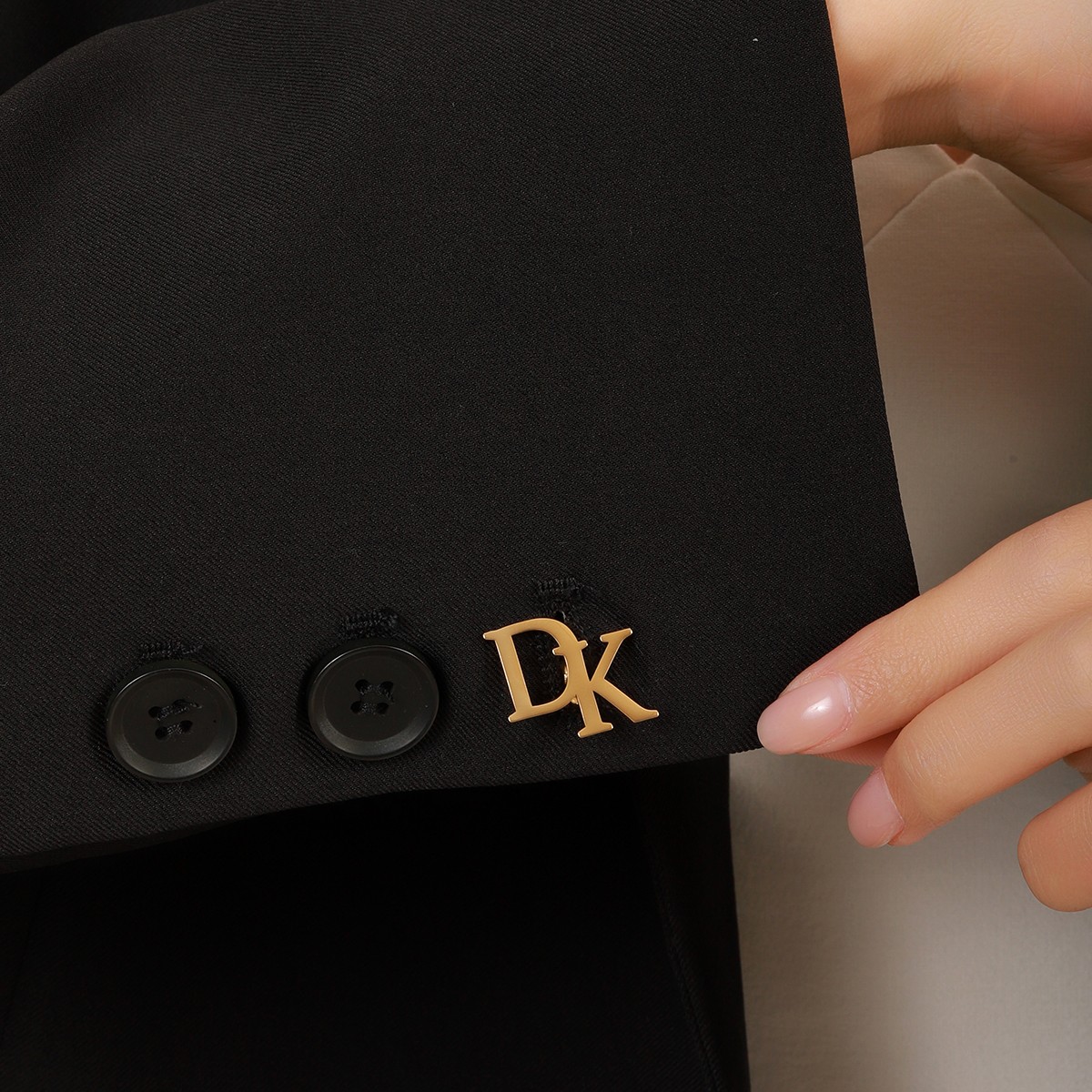 [Copy]Custom Misaligned Letter Cufflinks