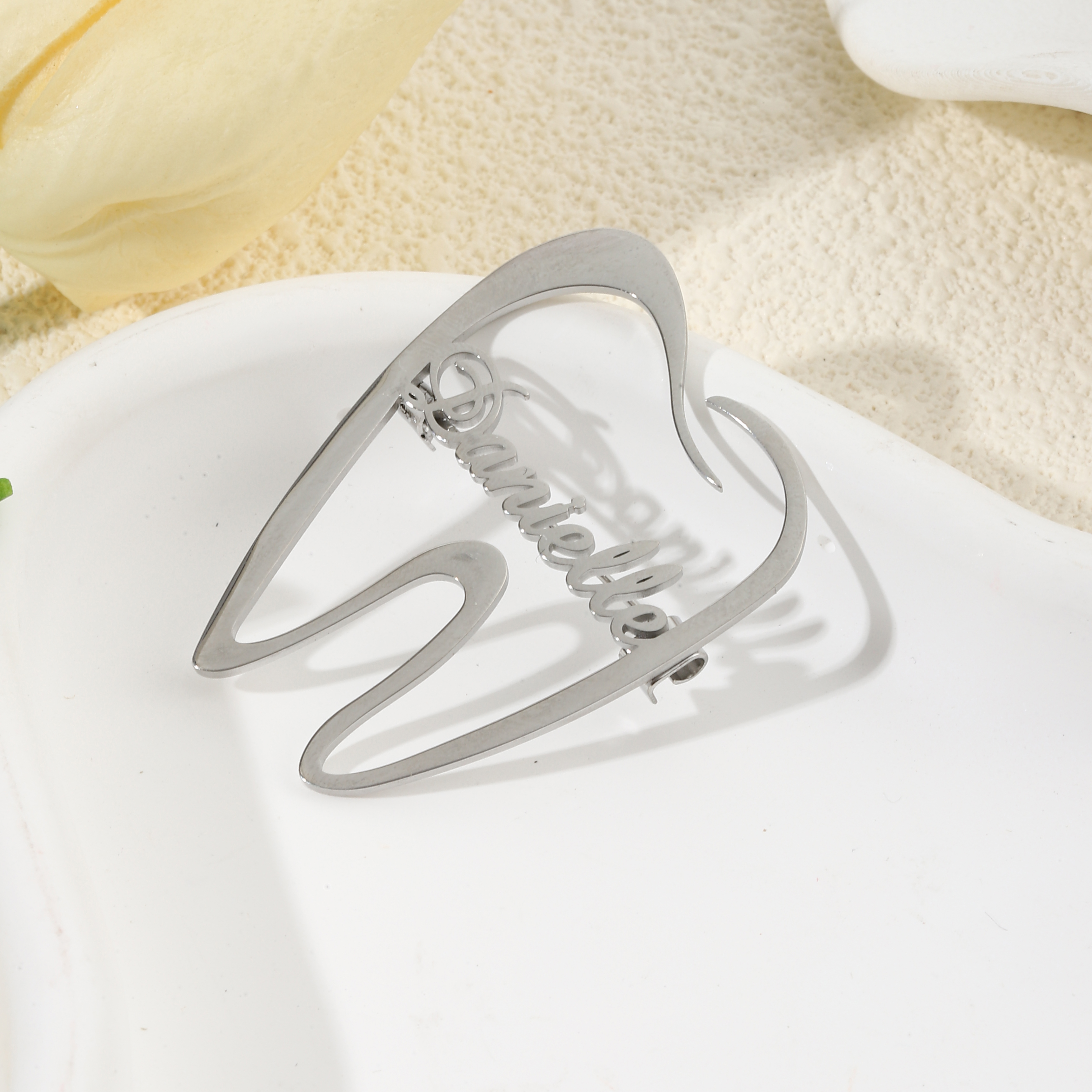 Custom Tooth shaped Name Brooches For Dentists
