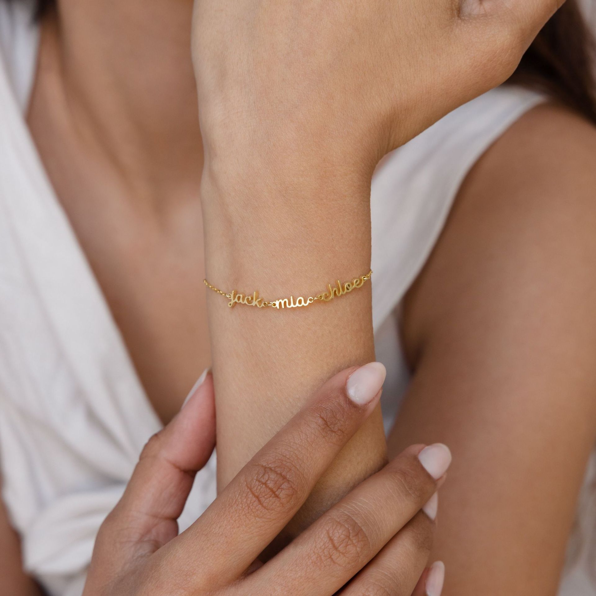 Custom Tiny Name Bracelet