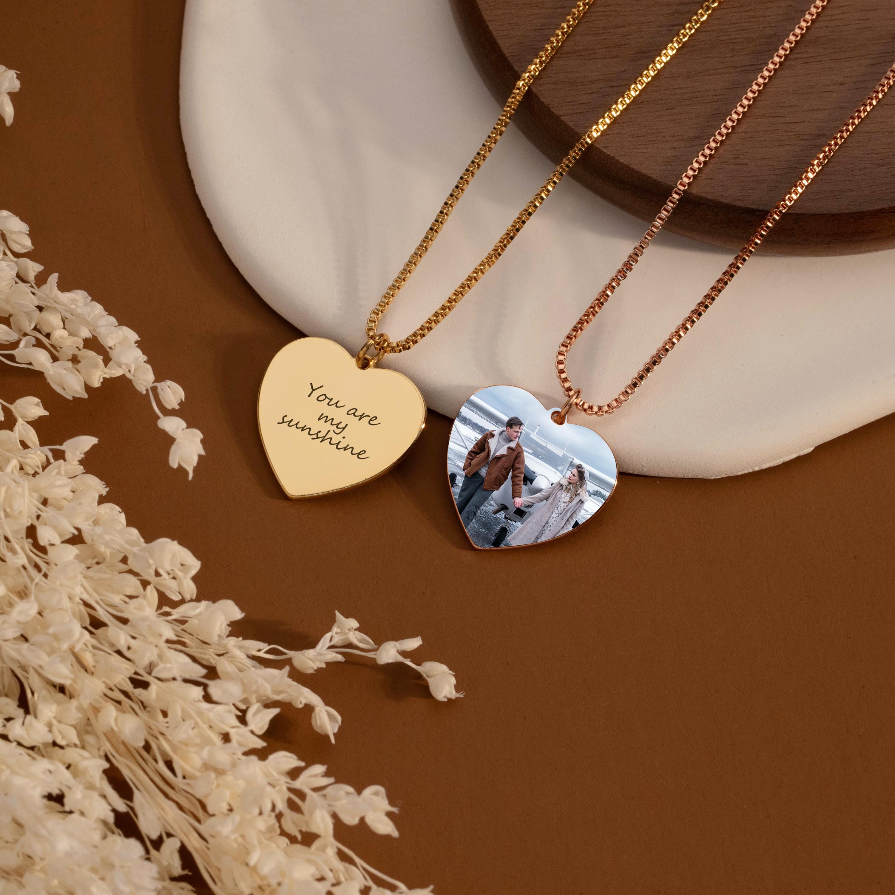 Personalized Photo Printed & Text Carving Necklace