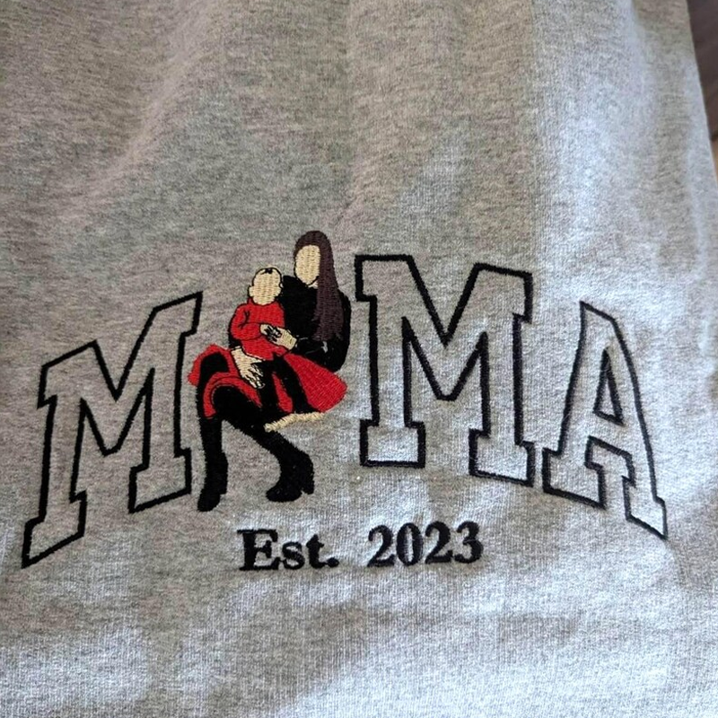 Personalised Embroidered Mama Portrait Sweatshirt Custom Embroidered Hoodie with Family Photo Mother's Day Gifts