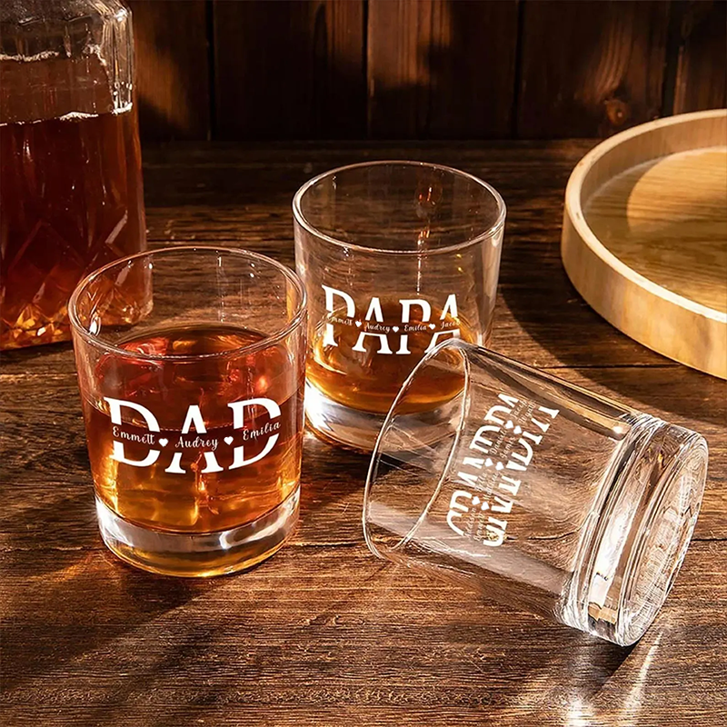 Custom Dad Whiskey Glass with Kid Names Fathers Day Gifts Personalised Engraved Glass Gifts for Grandpa