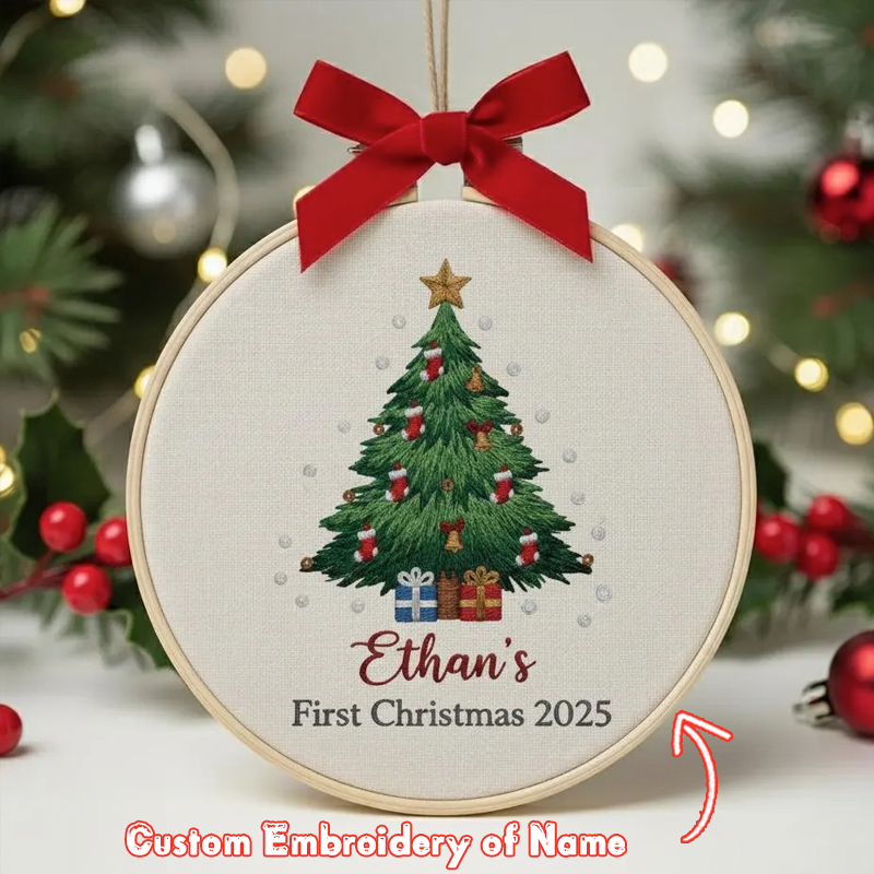 Personalised Embroidered Name Baby's First Christmas Ornament Custom Embroidery Hoop Baby 1st Christmas Baubles Keepsake New Baby Ornament