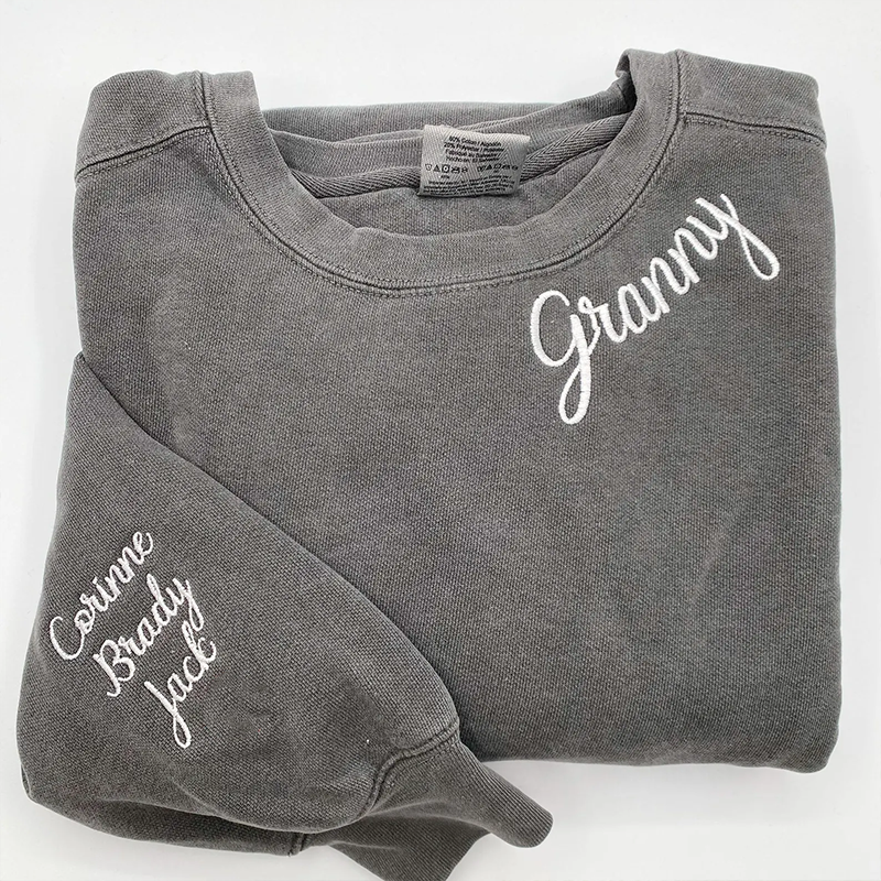 Custom Mama Embroidered Sweatshirt with Kids Names on Sleeve Personalised Mum Embroidery Hoodie