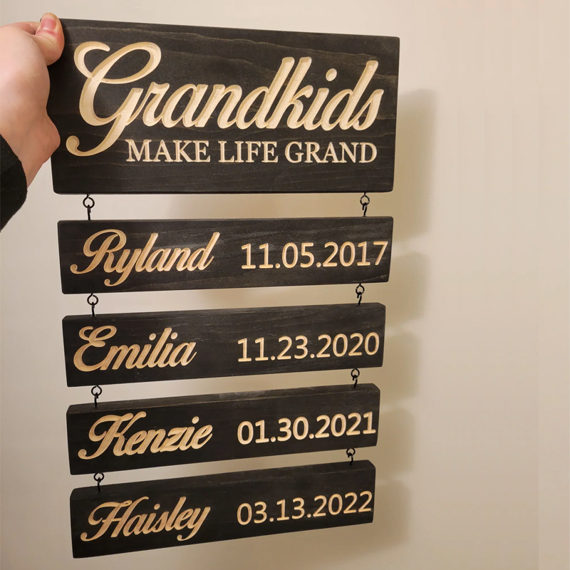 Personalised Wooden Name Sign Custom Grandkids Hanging Signs Engraved Family Name and Date Sign Personalised Gift for Grandparents