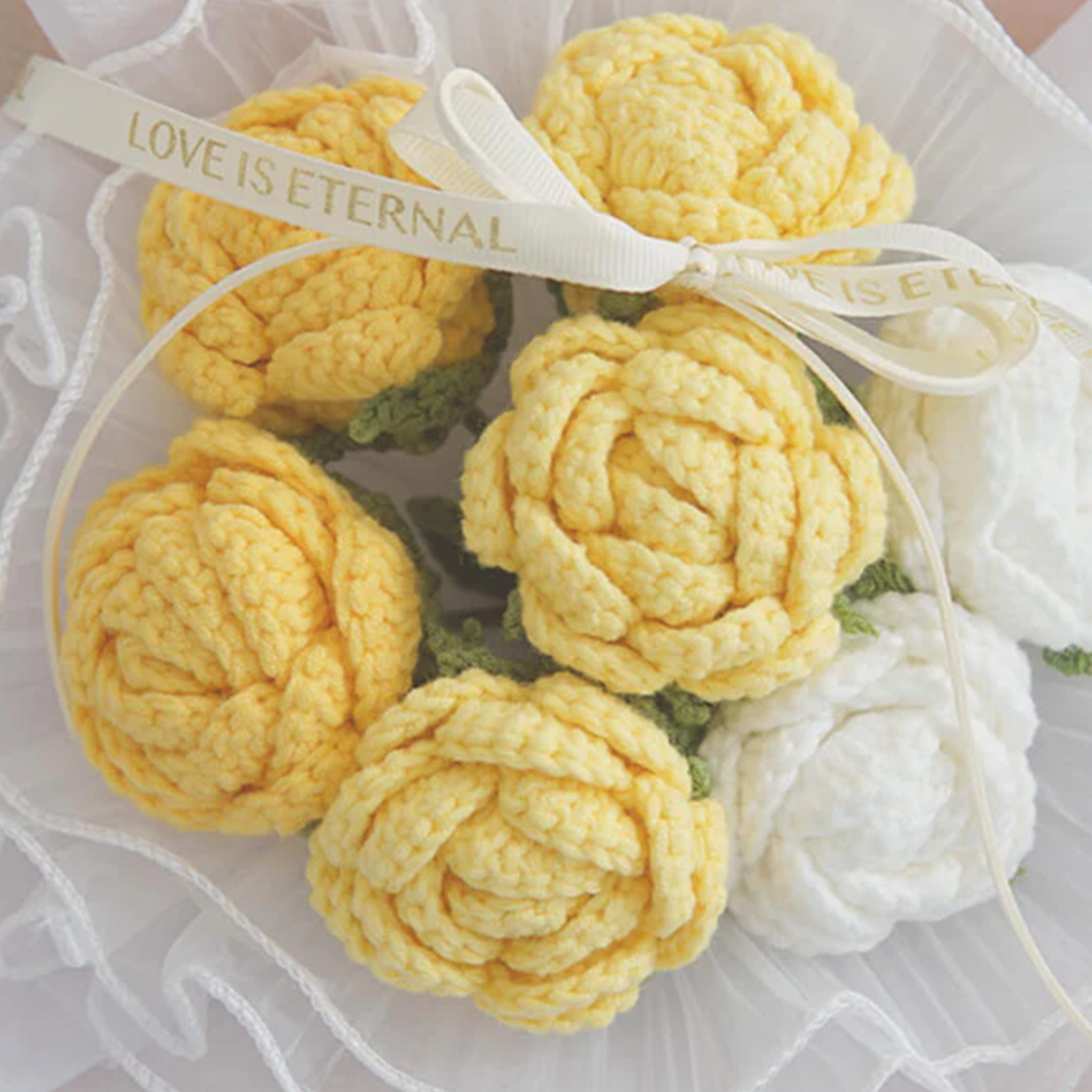 Hademade Weave Flowers Bouquet Rose 7 Flowers Set Anniversary Gift for Her