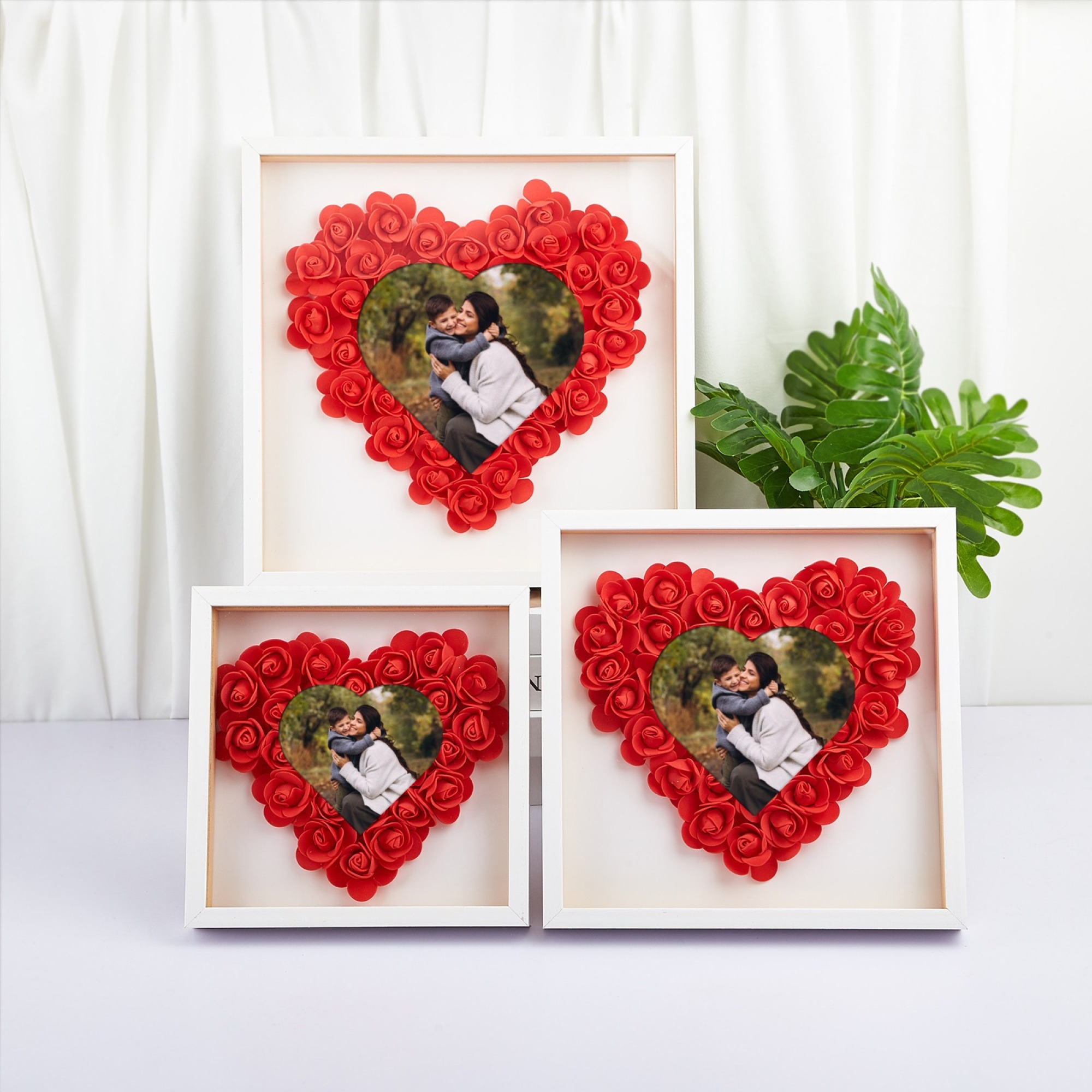 Personalised Heart Photo Flower Shadow Box Rose Frame Mother’s Day Gift for Mom, Grandma, Nana