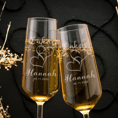 Personalised Wedding Champagne Flutes Set of 2 Custom Name and Date Engraved Wedding Toasting Glasses for Bride and Groom Wedding Gifts