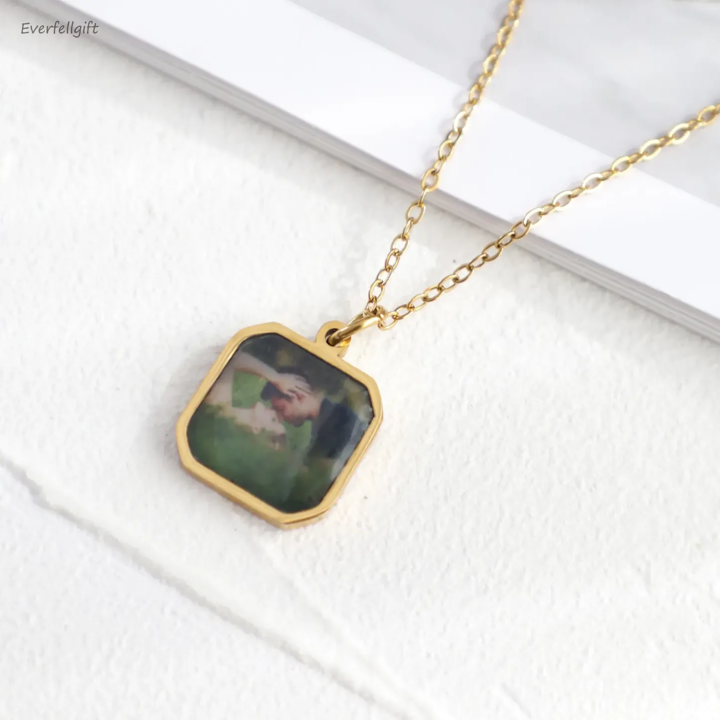 Personalised Heat-Activated Magic Necklace Custom Thermochromic Photo Pendant Hidden Picture Memorial Gift Valentine's Gift
