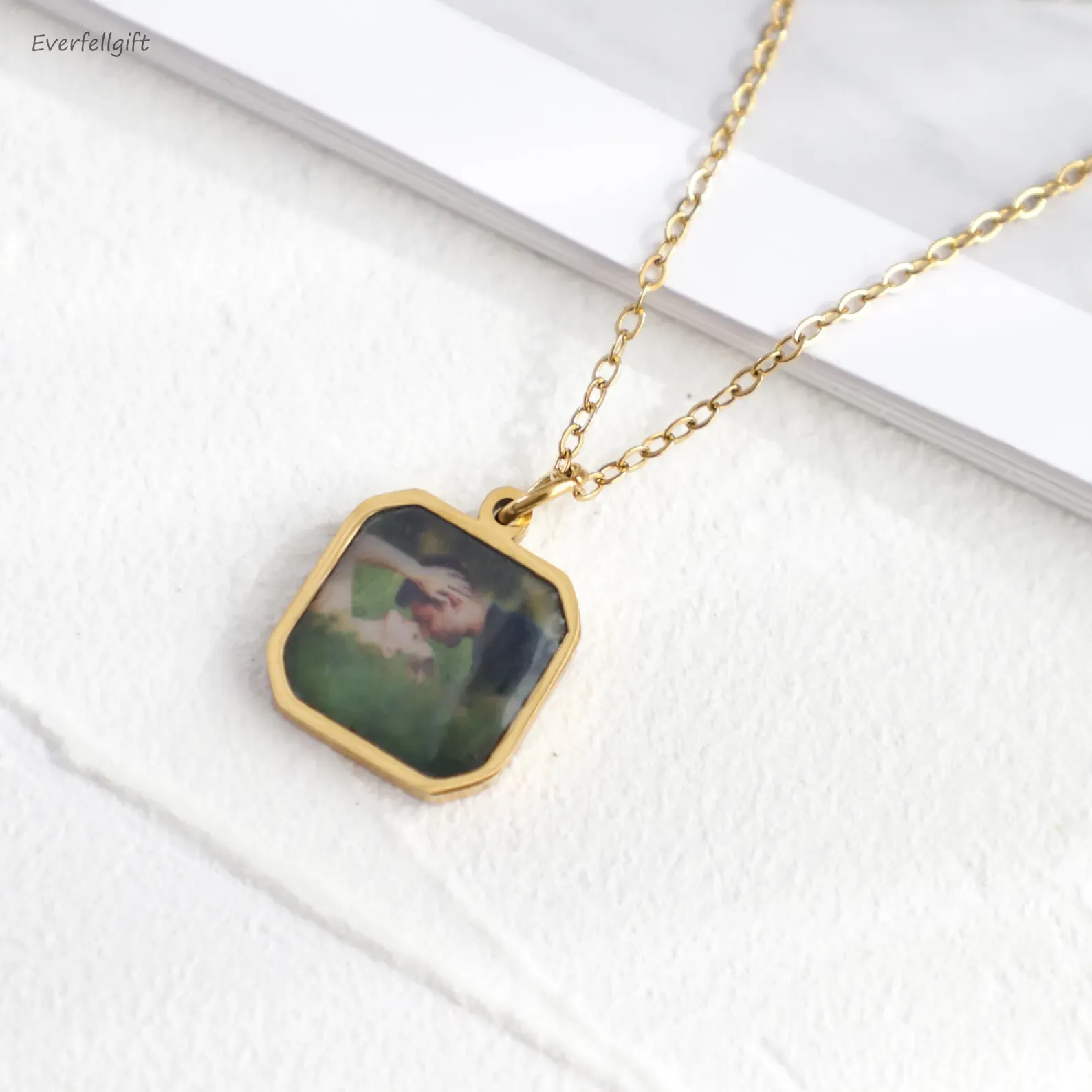 Personalised Heat-Activated Magic Necklace Custom Thermochromic Photo Pendant Hidden Picture Memorial Gift Valentine's Gift