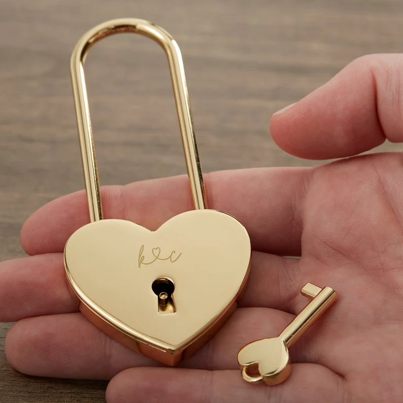Custom Love Lock Personalised Padlock with Key Luggage Elegant Couples Wishing Lock for Valentines Day Gift