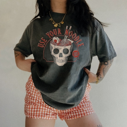 Use Your Noodle Vintage Snowflake Washed T-Shirt-moweekender