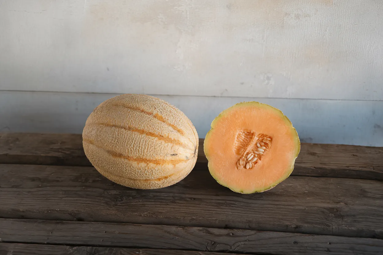 Organic melon seeds, perfect for cultivating fresh and healthy melons