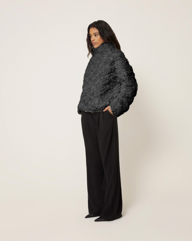 Kylie Shaggy Faux Fur Pullover(BUY 2 FREE SHIPPING)