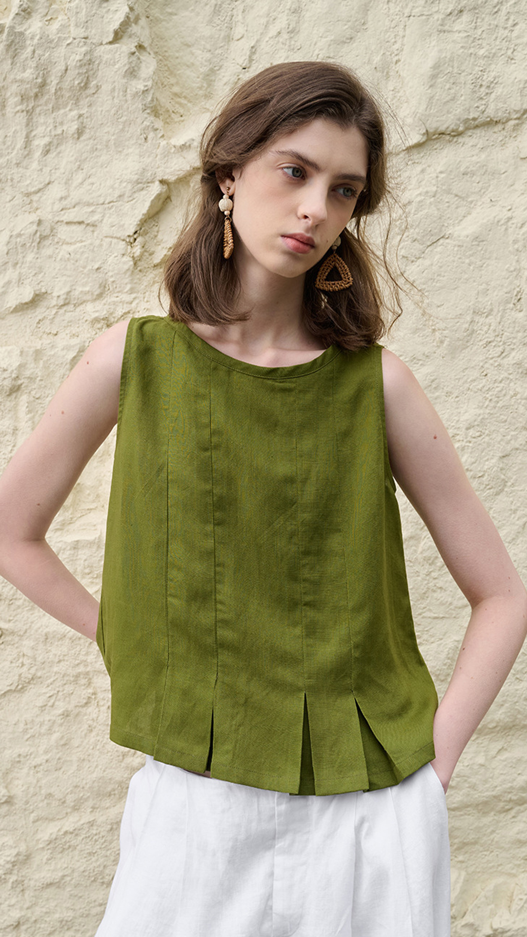 Women's Cotton-Linen Sleeveless A-Line Top with Ruffled Hem