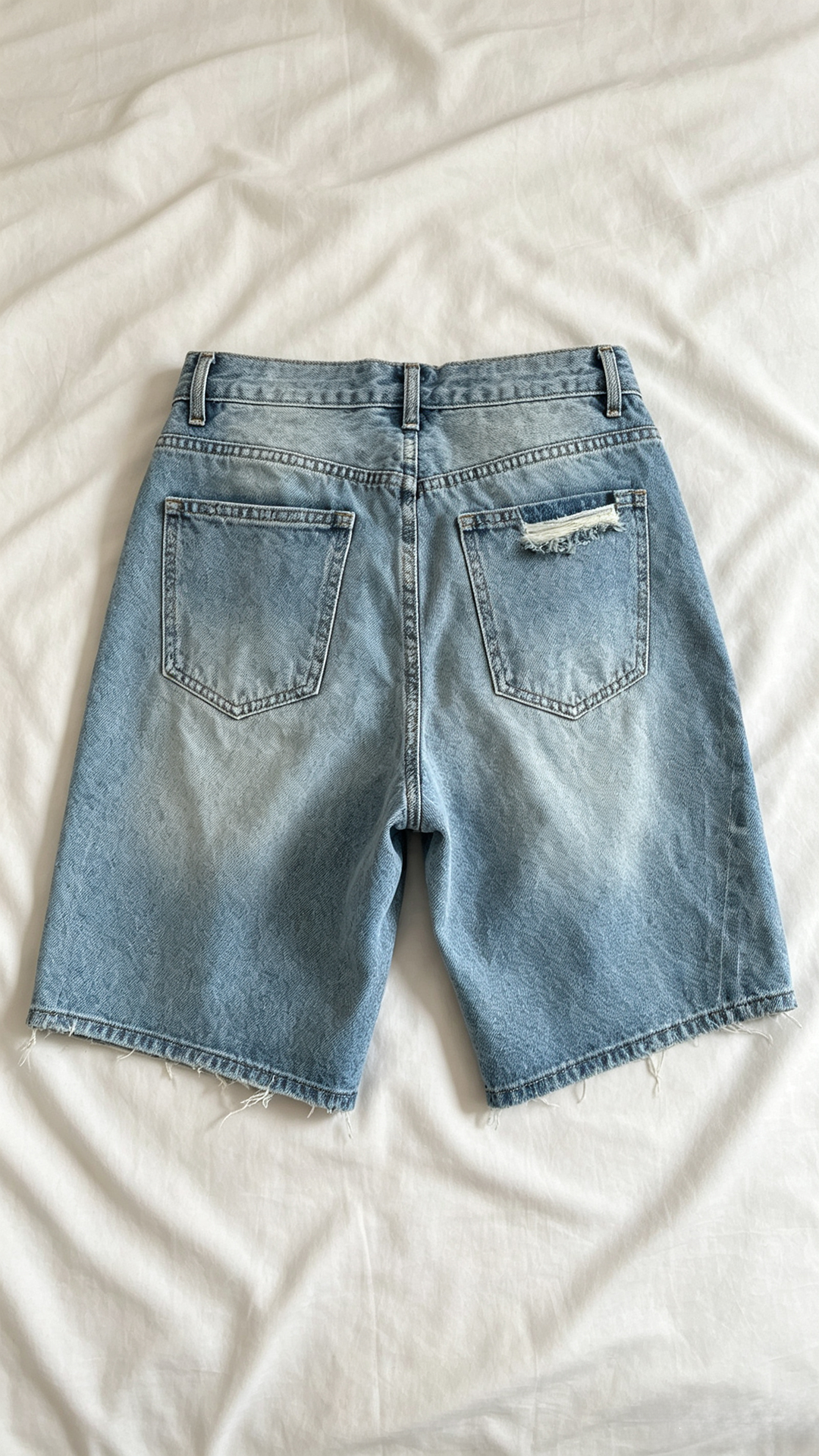 Women Light Wash Distressed Straight Leg Denim Bermuda Shorts