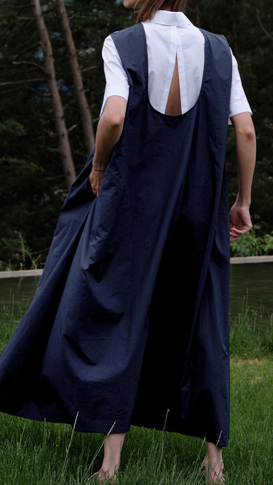 Women's French-style sleeveless open-back cutout dress with a pastoral aesthetic.