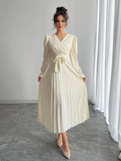 Elegant Pleated Wrap Midi Dress with Puff Sleeves
