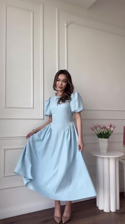 Elegant Puff Sleeve Fit-and-Flare Midi Dress