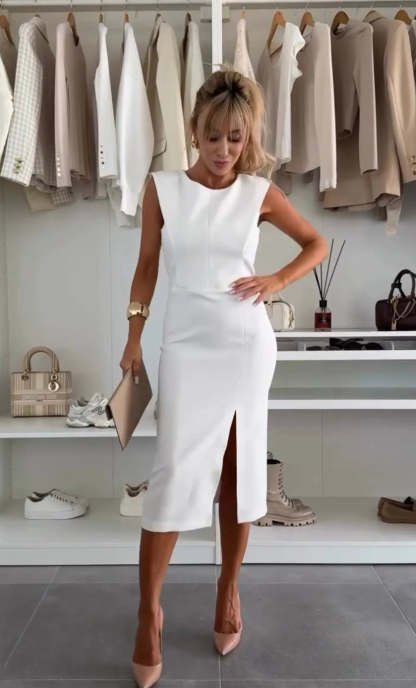 Elegant Sleeveless Bodycon Midi Dress with Side Slit