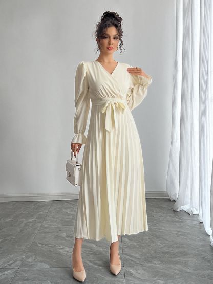 Elegant Pleated Wrap Midi Dress with Puff Sleeves