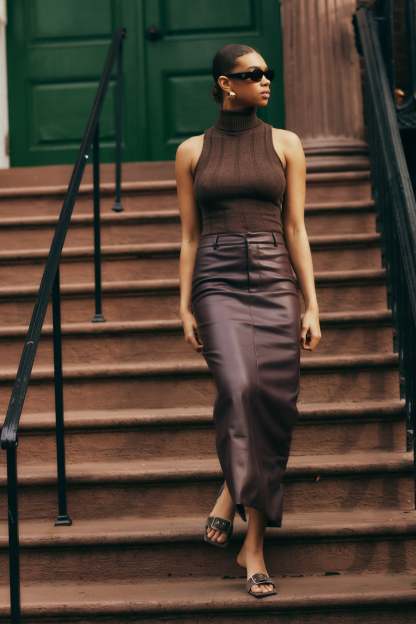 Angelina Ribbed Turtleneck - Chocolate-My Chic Way.All Rights Reserved