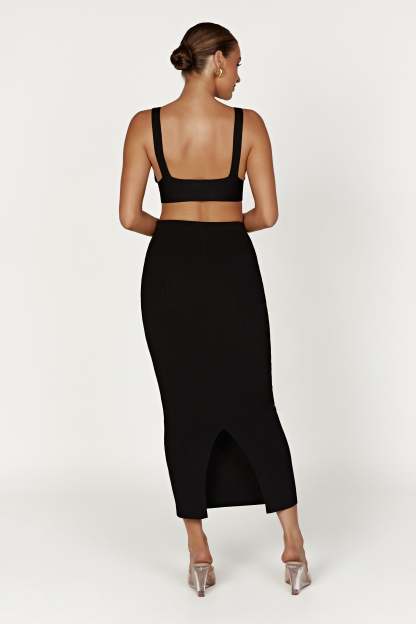 Kaesha Twist Front Knit Top - Black-My Chic Way.All Rights Reserved