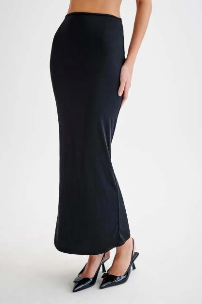 Charlene Slinky Midi Skirt - Black-My Chic Way.All Rights Reserved